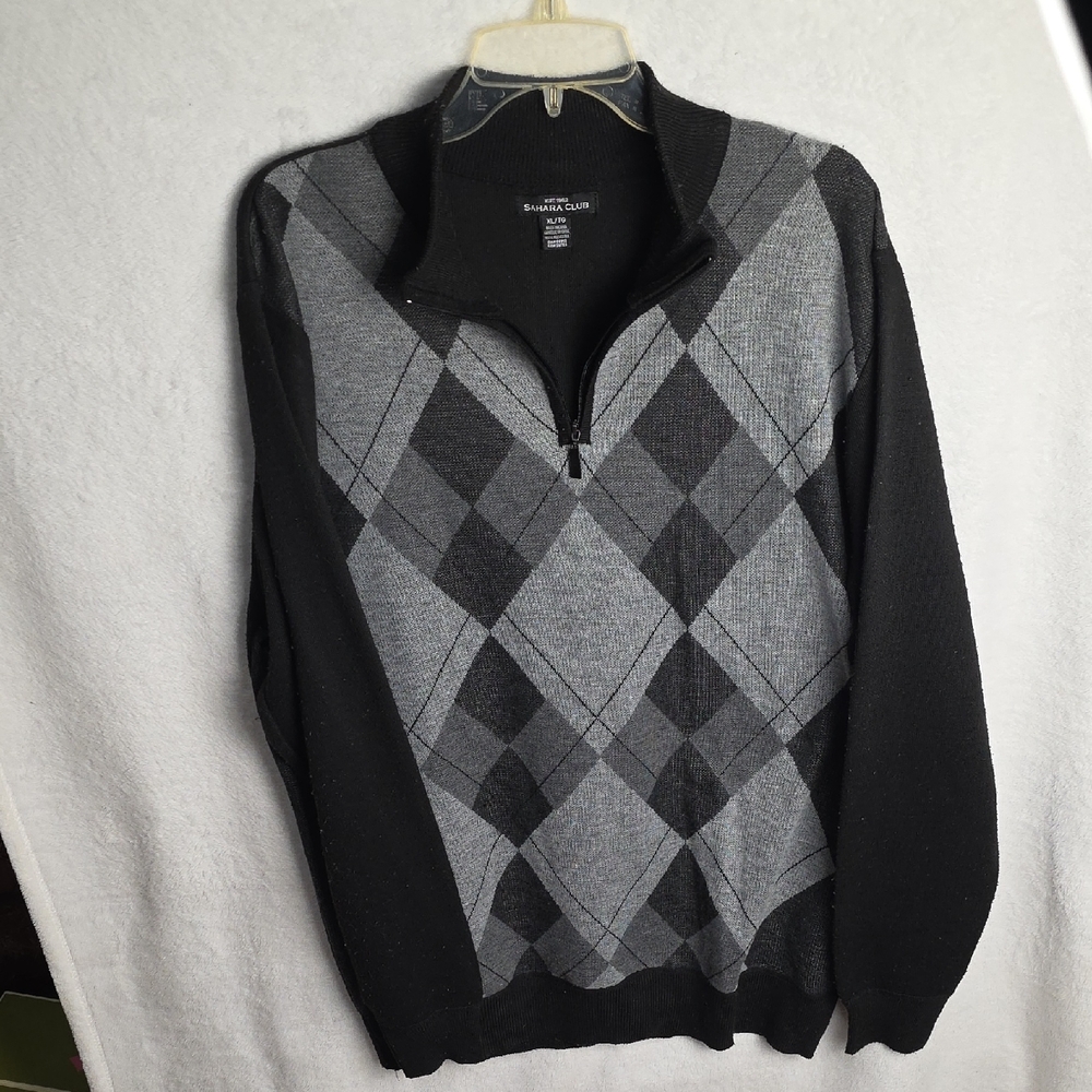 Sophisticated Black and Gray Argyle Zip-Up Sweater